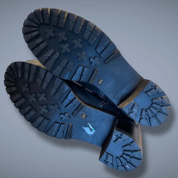 Women's Size 11 VINCE CAMUTO Gaviana Black Leather Boots Side Zip Lace Up Boots - Picture 12 of 15